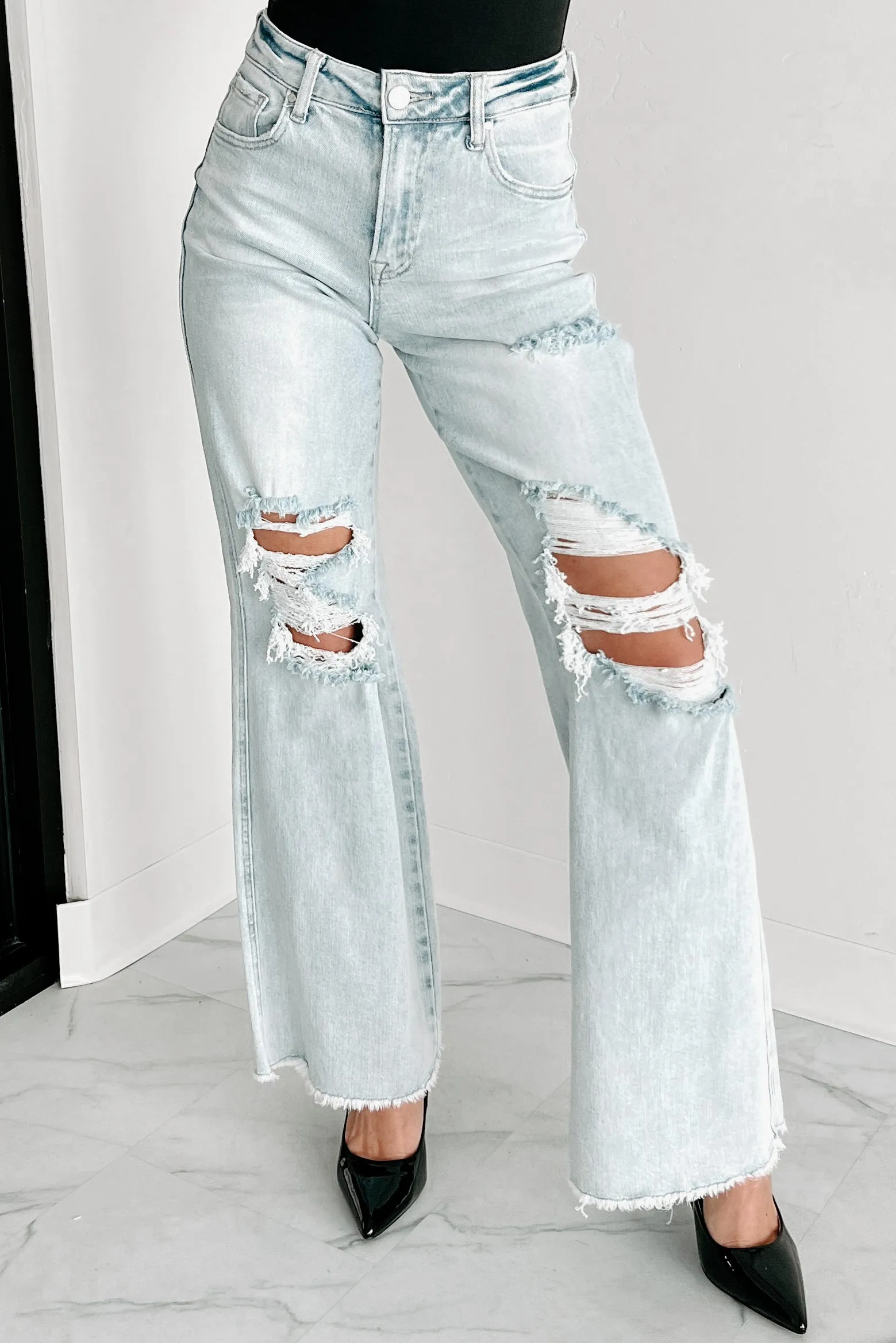 Abrielle High Rise Distressed Risen Wide Leg Jeans (Light)