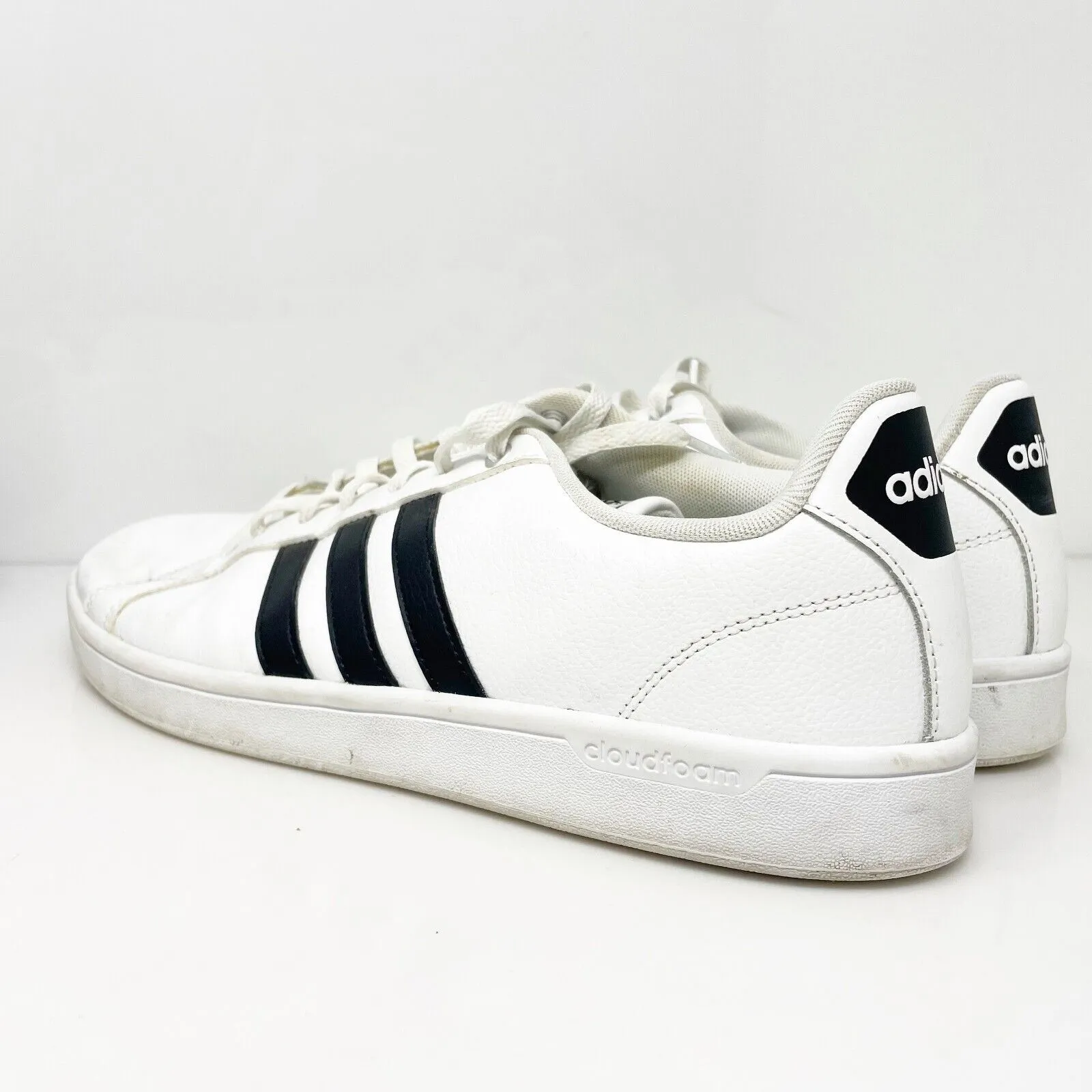 Adidas Mens Cloudfoam Advantage AW4294 White Casual Shoes Sneakers Size 11.5