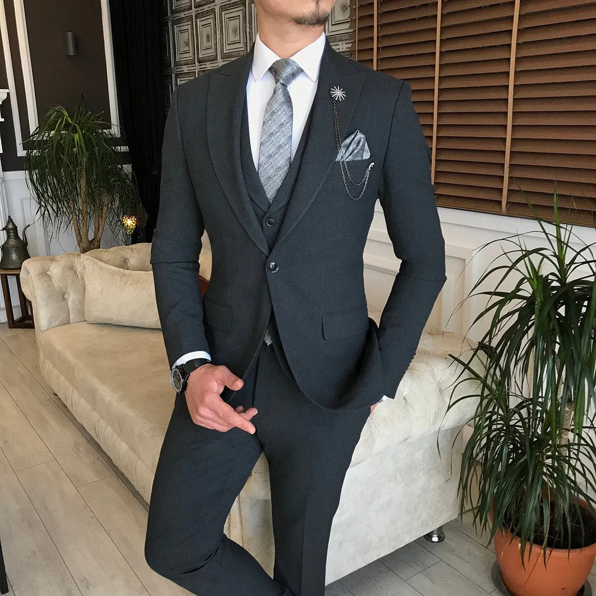 Bojoni Dark Grey Slim-Fit Suit 3-Piece