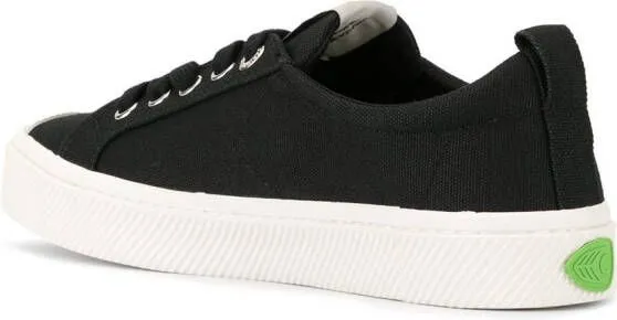 Cariuma OCA low-top canvas sneakers Black