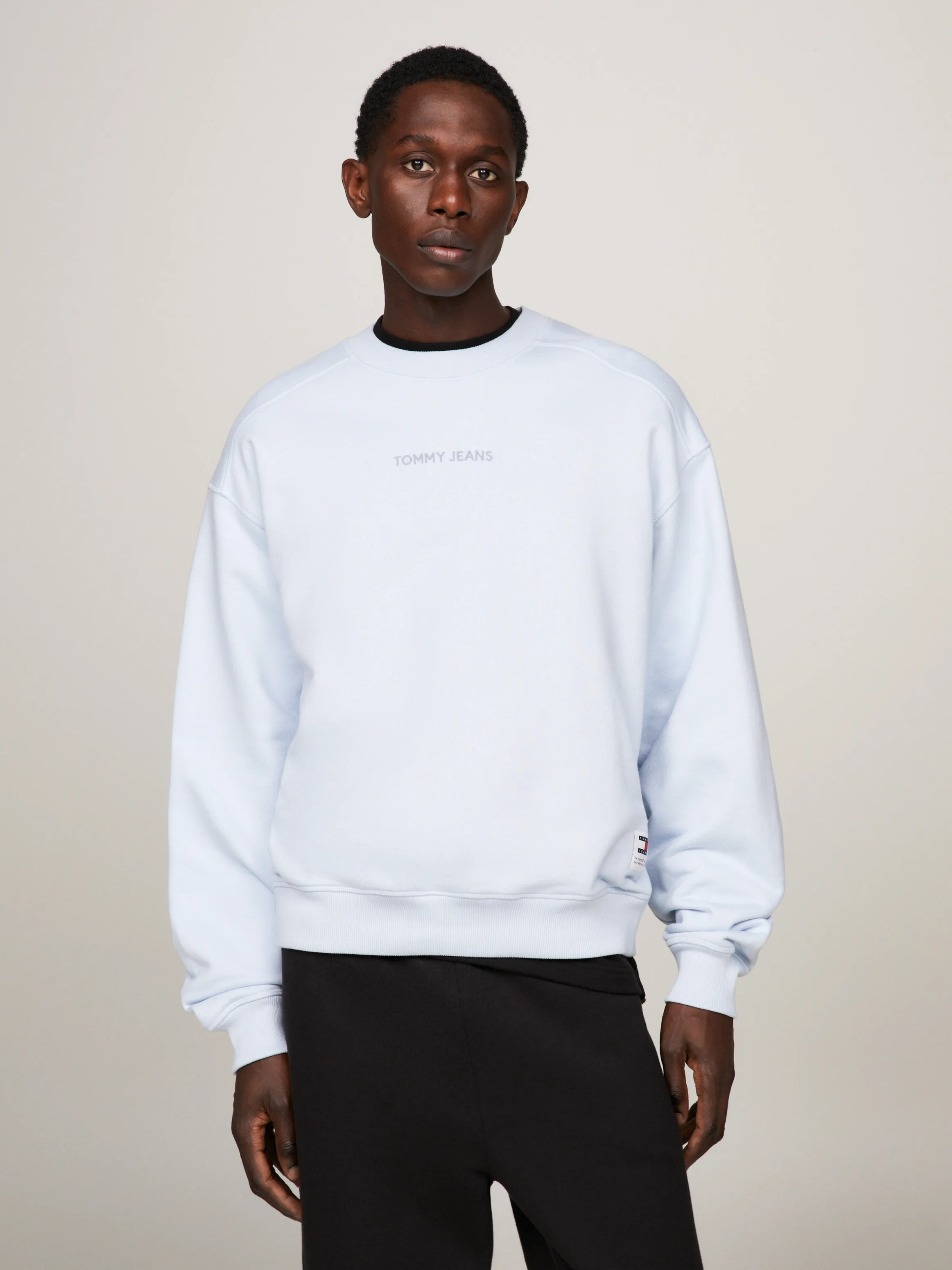 Classics Logo Boxy Fleece Sweatshirt | Sweatshirts & Hoodies | Tommy Jeans