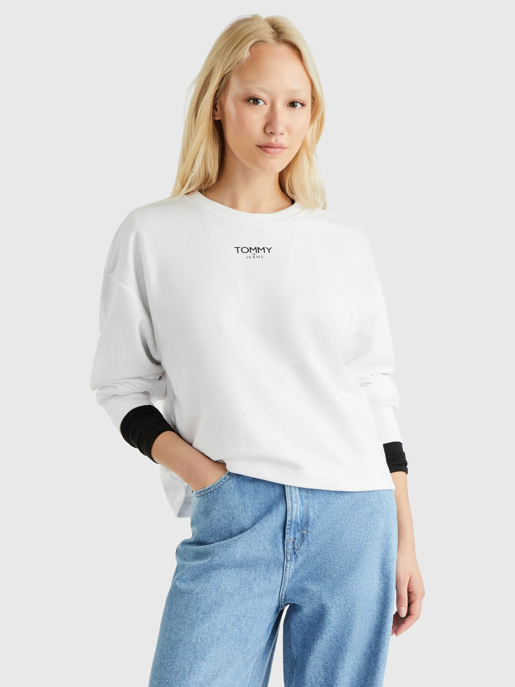 Crop Essential Logo Sweatshirt | Sweatshirts & Hoodies | Tommy Jeans