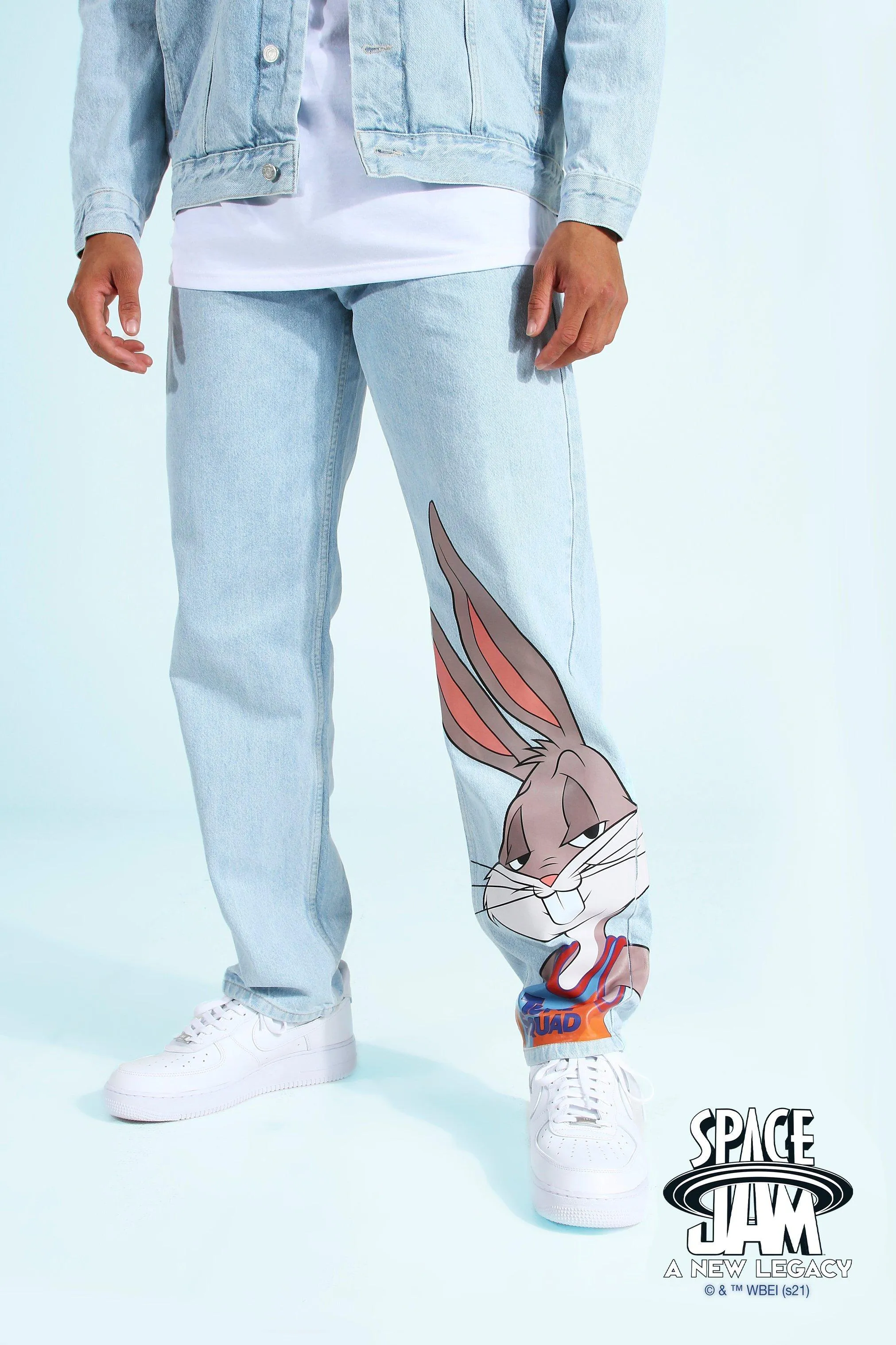 Relaxed Fit Space Jam Bugs License Jeans