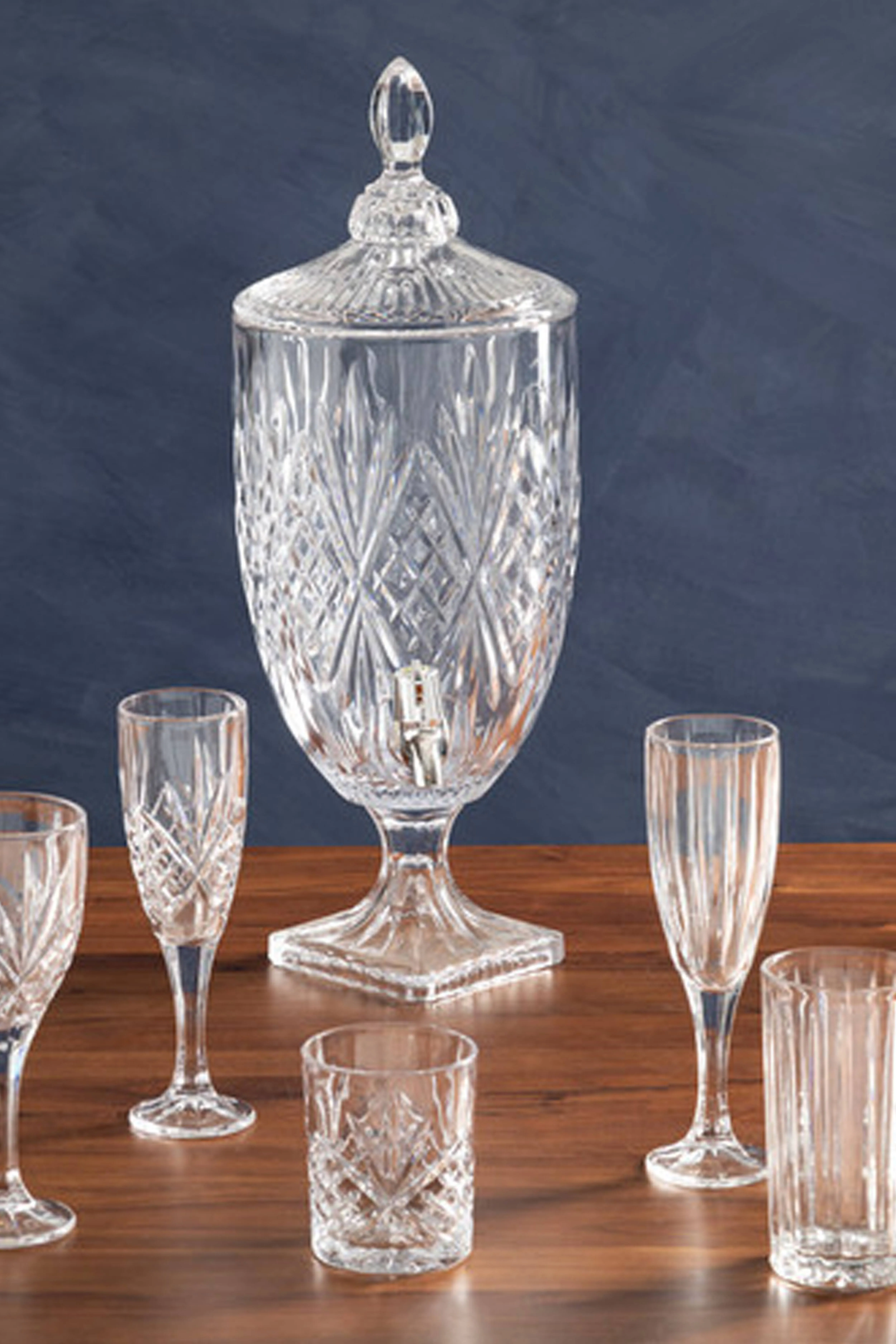 Set Of Four Beaufort Wine Glasses - Clear - Interiors by Premier - Home All | H&M GB