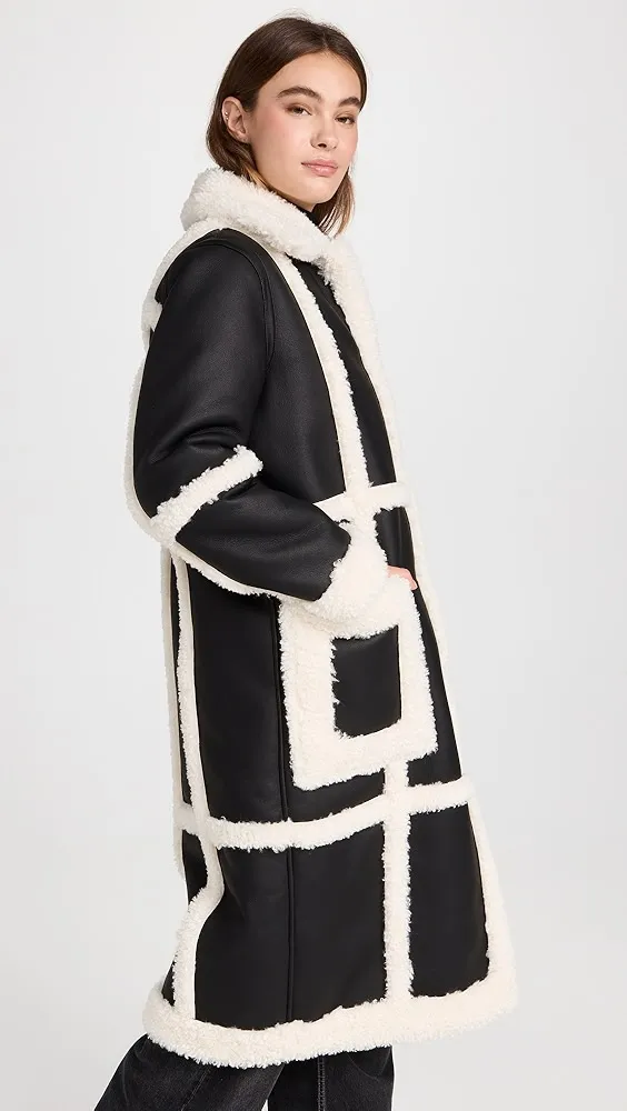 STAND STUDIO   Patrice Coat 