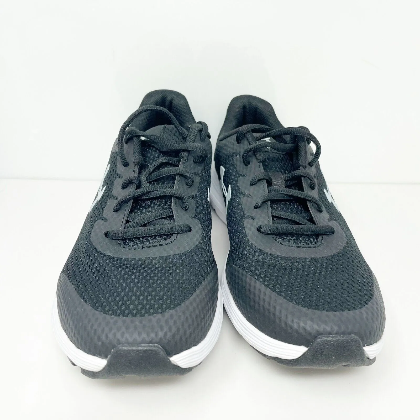 Under Armour Boys Surge 2 3022870-001 Black Running Shoes Sneakers Size 6.5Y