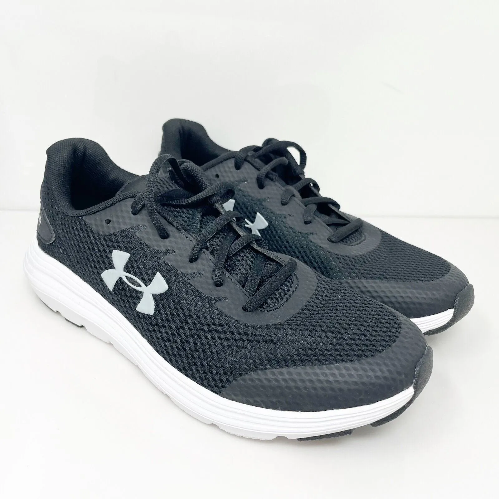 Under Armour Boys Surge 2 3022870-001 Black Running Shoes Sneakers Size 6.5Y